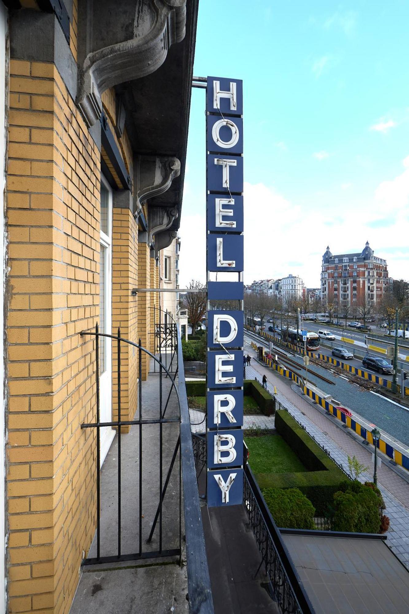 ホテル デルビー ブリュッセル エクステリア 写真